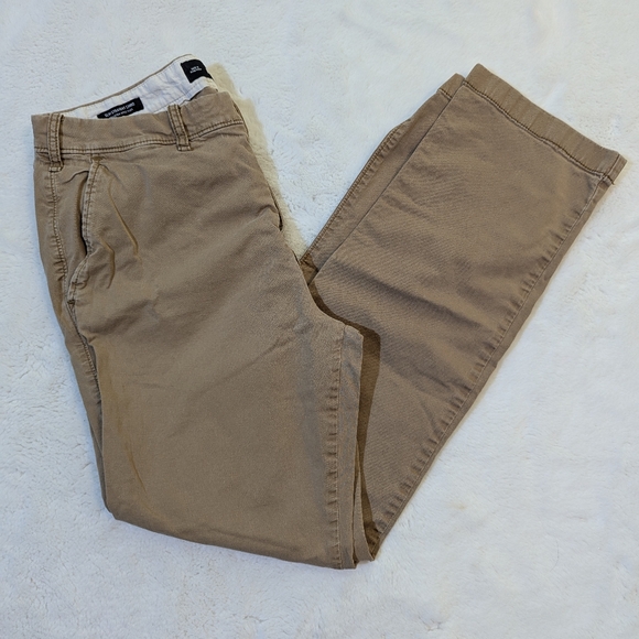 Hollister Khaki Pants Slim Straight Chino With Holloster Epic Flex 33x32 - Picture 1 of 4